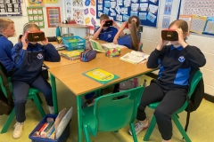 RedboxVR-Children-Using-Viewers-4