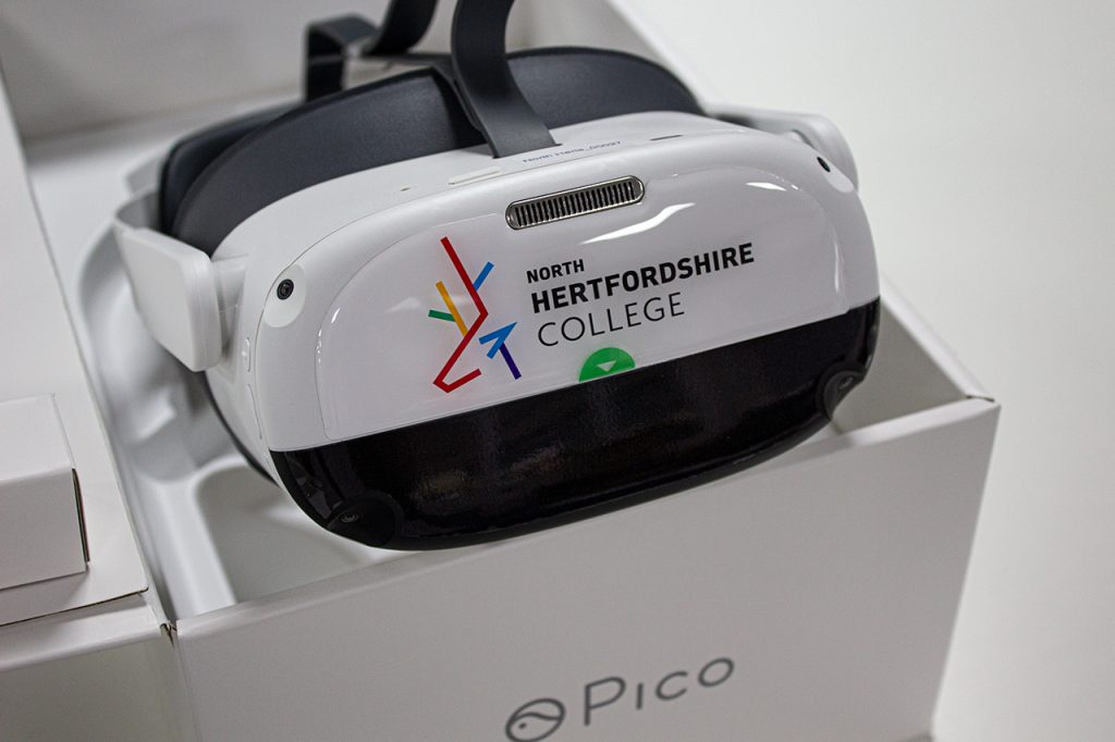 North Hertfordshire College Pico Neo3 Pro Headset