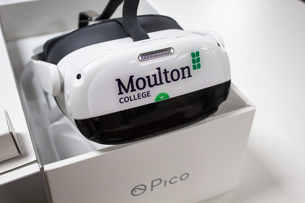 Moulton College Pico Neo3 Pro Headset